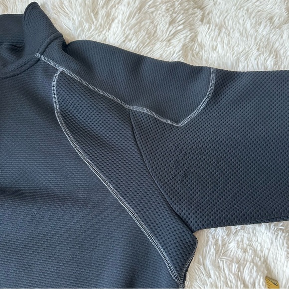 Under Armour Men's Black Quarter Zip Pullover Shirt Size: XL - Picture 6 of 9